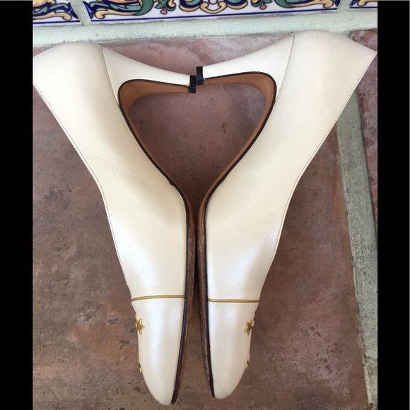 SALE 💃🏻VINTAGE BRUNO MAGLI IVORY LEATHER HEELS 7 - Picture 3 of 8